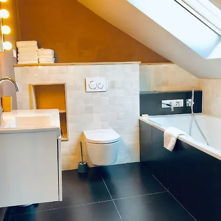 Maison D'architecte En Plein Coeur D'honfleur Avec Bain Nordique Онфлёр